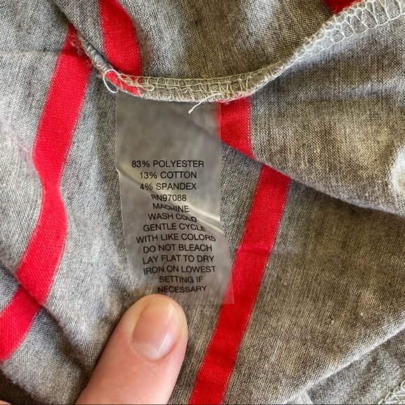 Delia’s, size Large, Maxi skirt, Grey with red horizontal stripes - Picture 6 of 7